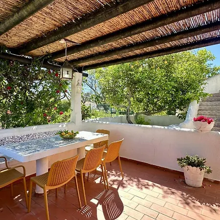 Vila Golfe - Shared Pool - 7 Pax - *