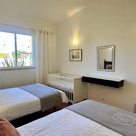 Golfe - Shared Pool - 7 Pax - * Vilamoura